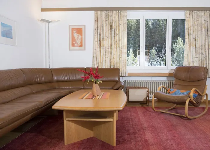 Mistaila Mit Garten Fuer 6 Personen Lenzerheide Valbella